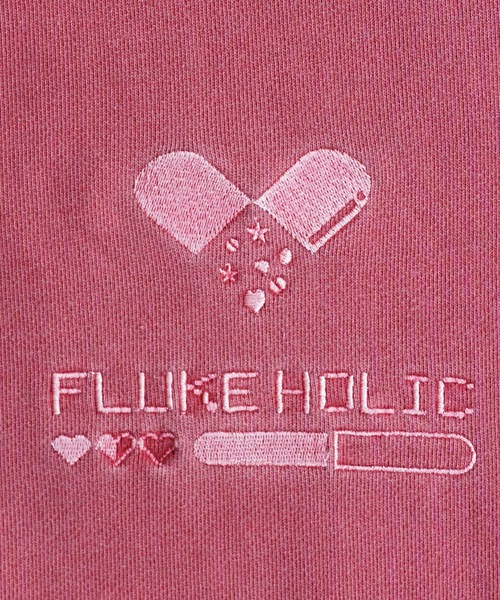 FLUKE HOLIC(フロックホリック)の「PIGMENT EMB LOGO CROPPED PARKA(パーカー・レディース・ネイビー/ライトグレー/レッド/ブラック・SMALL/MEDIUM/LARGE)」の5枚目の写真