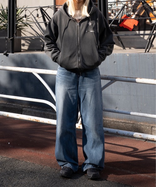 FLUKE HOLIC(フロックホリック)の「PIGMENT EMB LOGO CROPPED PARKA(パーカー・レディース・ネイビー/ライトグレー/レッド/ブラック・SMALL/MEDIUM/LARGE)」の20枚目の写真