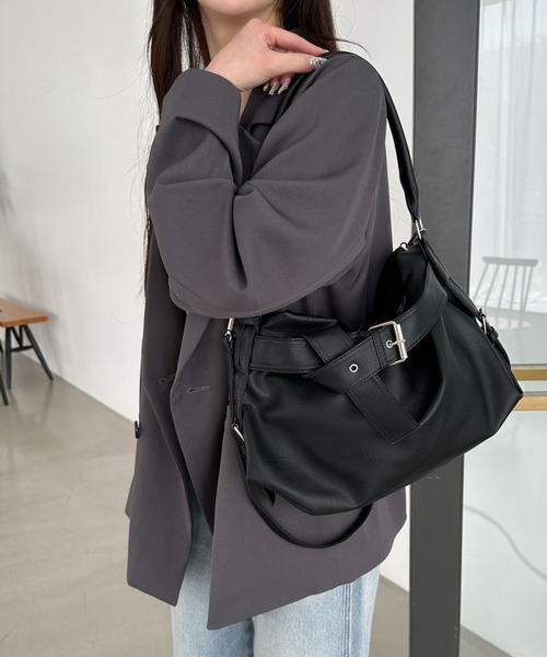 WEGO(ウィゴー)の「WEGO/ワンベルトデザイン2wayショルダー(ショルダーバッグ・レディース・ブラック/ブラウン・FREE)」の4枚目の写真