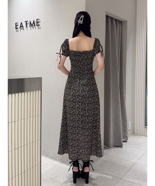 EATME(イートミー)の「【日比谷花壇コラボ】フラワープリントマキシワンピース(ワンピース・レディース・ブラック/ピンク/イエロー・MEDIUM/SMALL)」の5枚目の写真