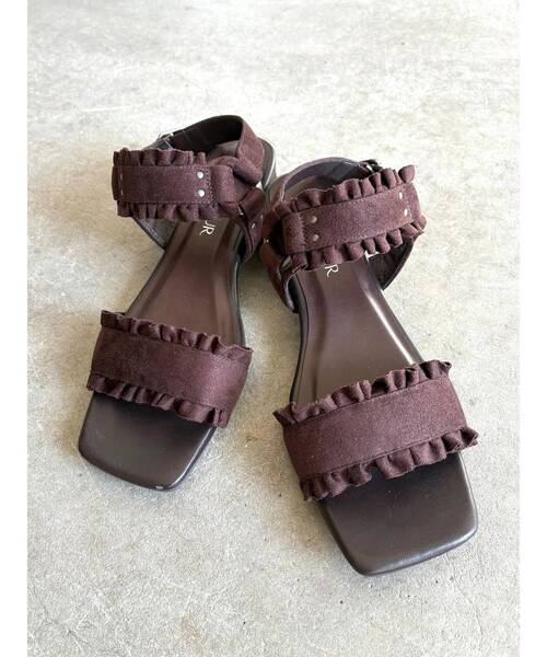 CALNAMUR（カルナムール）の「フリルディテールミュール（サンダル・レディース・レッド/ブラウン・SMALL/MEDIUM/LARGE）」の2枚目の写真