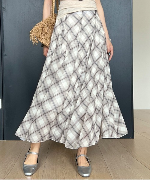 &soiree(アンドソワレ)の「アソート柄シアーフレアスカート(スカート・レディース・ブラウン/グレー・SMALL/MEDIUM/LARGE/X-LARGE)」の6枚目の写真