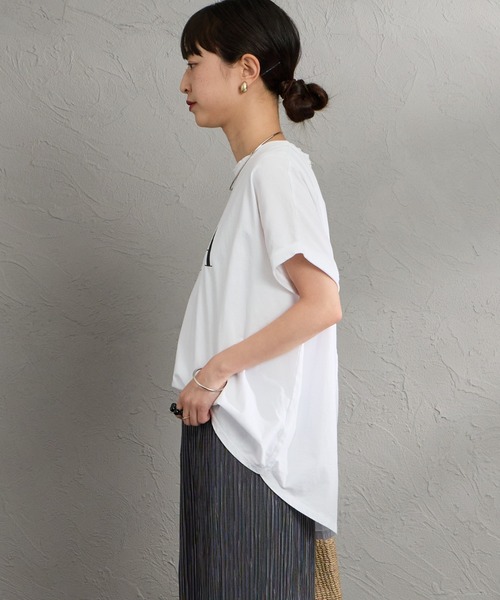 MICA&DEAL（マイカ＆ディール）の「［MICA&DEAL/マイカアンドディール］LAIA ラウンドヘム プリントTシャツ（Tシャツ/カットソー・レディース・ネイビー/ホワイト/ライトベージュ・38）」の20枚目の写真