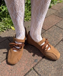 WC（ダブル シー）の「ベルクロレースアップインヒールシューズ（スニーカー）」