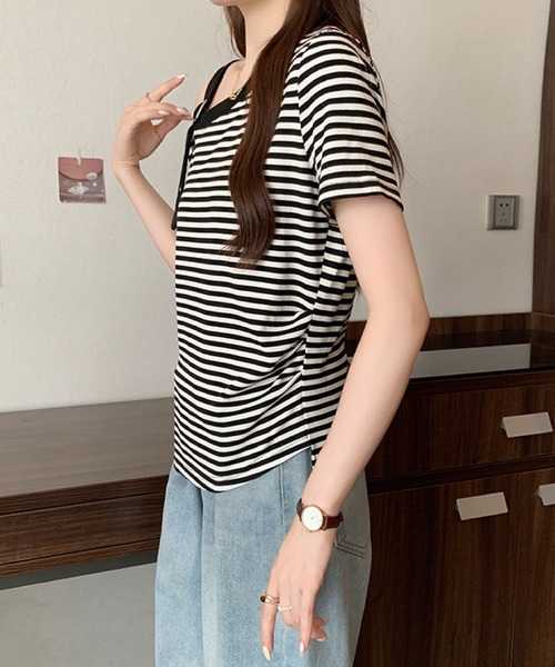 2ly2(トゥーリートゥー)の「ワンショルダーベルトデザインTシャツ(Tシャツ/カットソー・レディース・ブラック系その他/ブラック/ホワイト・FREE)」の5枚目の写真