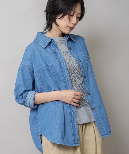 Munich(ミューニック)の「6ozスラブデニムバックコクーンシャツ(シャツ/ブラウス・レディース・ホワイト/ブルー/ネイビー・FREE)」の5枚目の写真