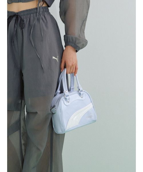 LILY BROWN(リリーブラウン)の「【LILY BROWN×PUMA】ミニグリップバッグ(ハンドバッグ・レディース・サックスブルー/ライム・F)」の2枚目の写真