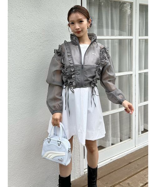 LILY BROWN(リリーブラウン)の「【LILY BROWN×PUMA】ミニグリップバッグ(ハンドバッグ・レディース・サックスブルー/ライム・F)」の5枚目の写真
