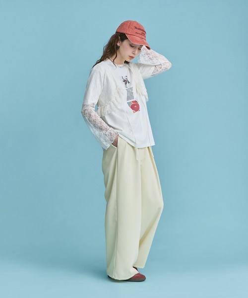 etoll.(エトル)の「UVカット&接触冷感 フルーツフォトプリントTシャツ(Tシャツ/カットソー・レディース・オフホワイト/ホワイト系2/ブラック/ブラック系2・FREE)」の8枚目の写真
