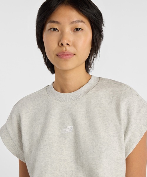 NEW BALANCE(ニューバランス)の「フレンチテリーTシャツ(Tシャツ/カットソー・レディース・スミクロ/サンドグレー・SMALL/MEDIUM/LARGE/X-LARGE)」の6枚目の写真