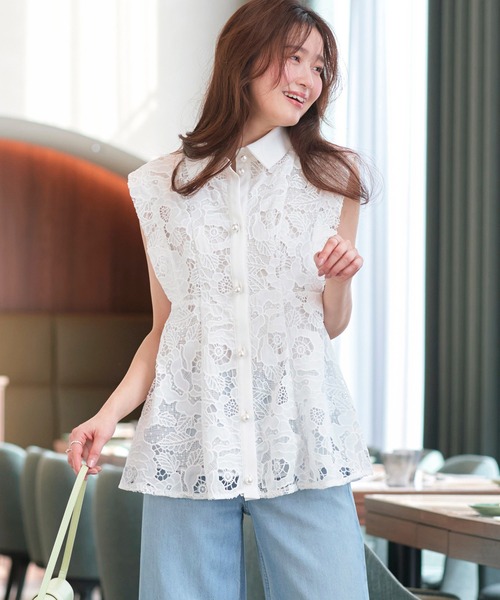 RUIRUE BOUTIQUE(ルイルエブティック)の「洗える | パールボタン ・ レース ペプラム ジレ | ジャケット・ベスト・レースジレ(その他アウター・レディース・ブラック/ホワイト・S/M/L)」の1枚目の写真