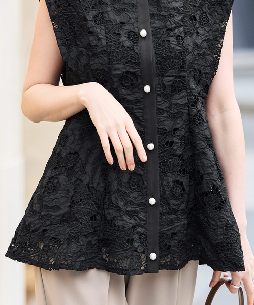 RUIRUE BOUTIQUE(ルイルエブティック)の「洗える | パールボタン ・ レース ペプラム ジレ | ジャケット・ベスト・レースジレ(その他アウター・レディース・ブラック/ホワイト・S/M/L)」の13枚目の写真
