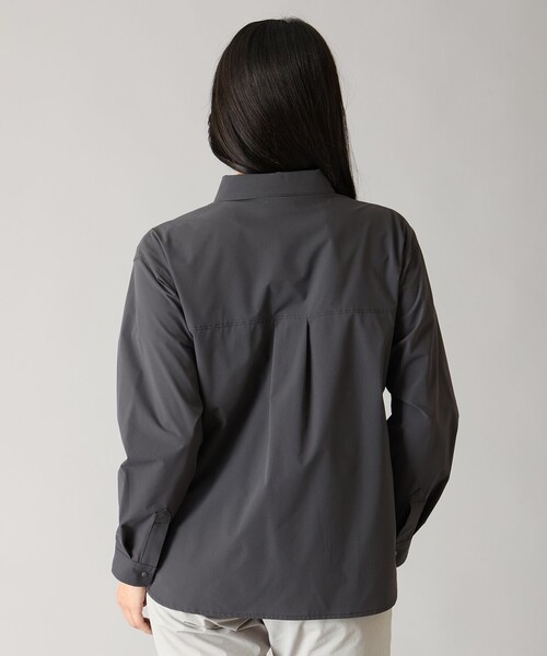 Columbia(コロンビア)の「Columbia/ ウィメンズライトキャニオンロングスリーブシャツ /コロンビア(シャツ/ブラウス・レディース・ベージュ/ブラック/ブルー・L/XL/M/S)」の4枚目の写真
