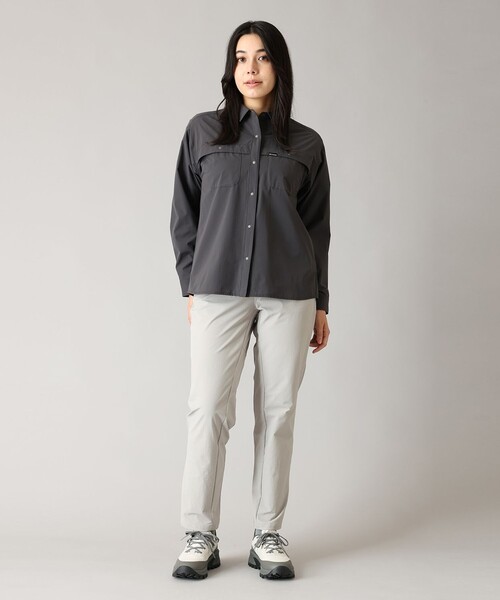 Columbia(コロンビア)の「Columbia/ ウィメンズライトキャニオンロングスリーブシャツ /コロンビア(シャツ/ブラウス・レディース・ベージュ/ブラック/ブルー・L/XL/M/S)」の6枚目の写真
