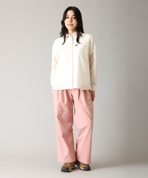 Columbia(コロンビア)の「Columbia/ ウィメンズライトキャニオンロングスリーブシャツ /コロンビア(シャツ/ブラウス・レディース・ベージュ/ブラック/ブルー・L/XL/M/S)」の9枚目の写真