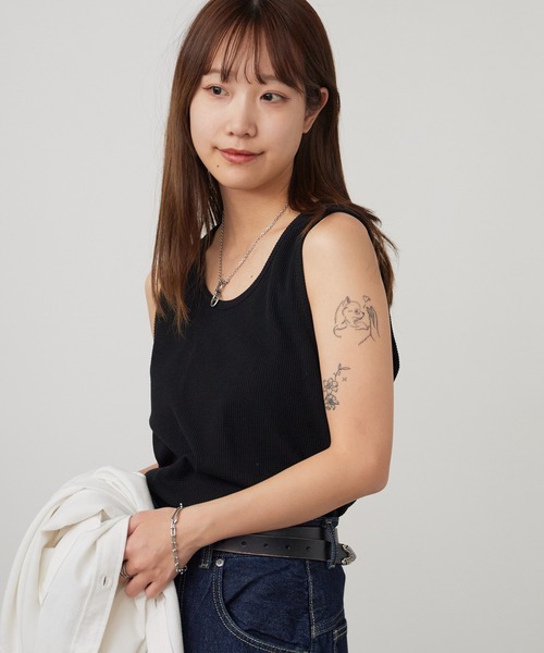 ROOPTOKYO（ループトウキョウ）の「ワッフル生地タンクトップ 無地 ノースリーブ 2026年 夏 夏服（タンクトップ・メンズ・ホワイト/ブラック・S/M/L）」の19枚目の写真