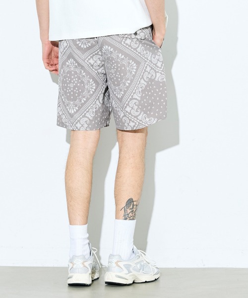 coca(coca)(コカ)の「ワッシャーナイロンバンダナ柄ショートパンツ(その他パンツ・メンズ・グレー/ブラック・L/XL/M)」の6枚目の写真