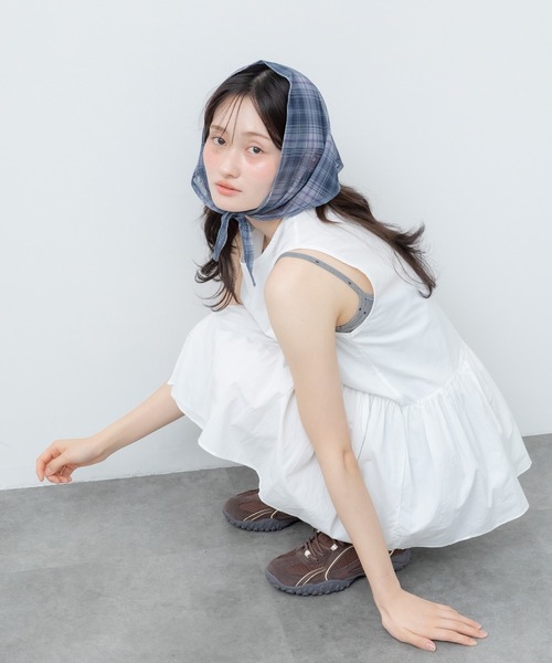HEILIS（ヘイリス）の「ノースリーブペプラムブラウス / フリルトップス ノースリーブ レイヤード ブラウス シャツ 韓国 ガーリー バレエコア ブロケットコア スポーツミックス フレンチシック 秋服 冬服 春服 夏服 袖なし ミドル丈 クルーネック 丸首 カジュアル レイヤード オフホワイト アイボリー ブルー イエロー  ノームコア（シャツ/ブラウス・レディース・ブルー/イエロー/アイボリー・FREE）」の14枚目の写真