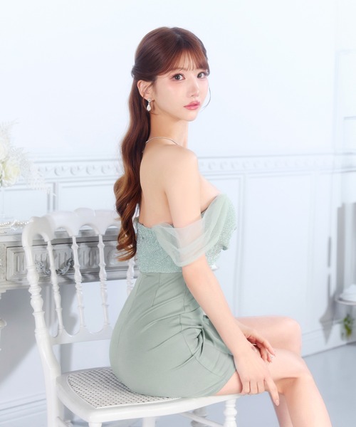 DAZZY（デイジー）の「ラメギャザーオフショル女神袖スリットタイトミニ丈キャバドレス（ドレス・レディース・ミント・S/M/L）」の12枚目の写真