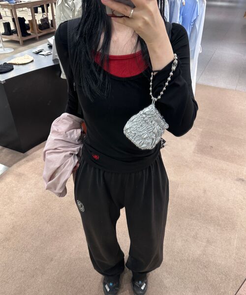 ABEEHUMS(アビハムズ)の「ホルターネックレイヤードロングスリーブ ABH365-104 ブラック(Tシャツ/カットソー・レディース・ブラック・SMALL/MEDIUM)」の8枚目の写真