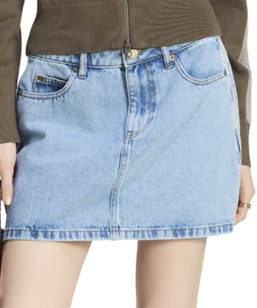 adidas(アディダス)の「adidas 3 STRIPES MINI SKIRT DENIM / アディダス 3 ストライプス ミニスカート デニム(スカート・レディース・ライトインディゴブルー・L/M/S)」の1枚目の写真