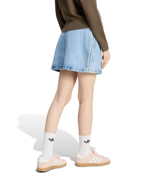 adidas(アディダス)の「adidas 3 STRIPES MINI SKIRT DENIM / アディダス 3 ストライプス ミニスカート デニム(スカート・レディース・ライトインディゴブルー・L/M/S)」の10枚目の写真