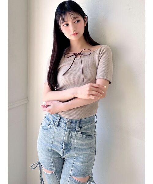 RESEXXY（リゼクシー）の「バックツイストテレコトップス（Tシャツ/カットソー・レディース・ブラック/ライトグレー/ベージュ・FREE）」の18枚目の写真