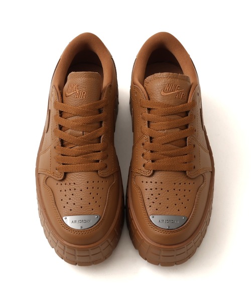 JORDAN BRAND（ジョーダンブランド）の「JORDAN BRAND AIR JORDAN 1 BROOKLYN LOW / ジョーダン ブランド ウィメンズ エア ジョーダン 1 ブルックリン LOW/NIKE【SP】（スニーカー・レディース・キャメル・23.0cm/23.5cm/24.0cm/24.5cm/25.0cm）」の4枚目の写真