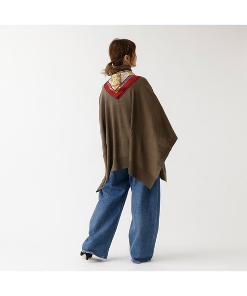 DESIGNWORKS（デザインワークス）の「【追加】タートルネックポンチョ（ニット/セーター・レディース・ライトブラウン・フリー）」の5枚目の写真