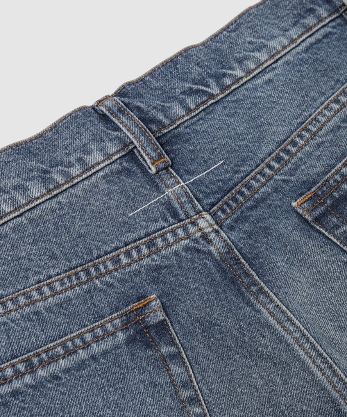 MM6 Maison Margiela(エムエムシックス メゾン マルジェラ)の「PANTS 5 POCKETS(デニムパンツ・メンズ・その他1・30/31)」の4枚目の写真
