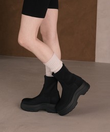 【S-LLサイズ展開・ふかふかクッション】厚底バックジップストレッチショートブーツ JB4044