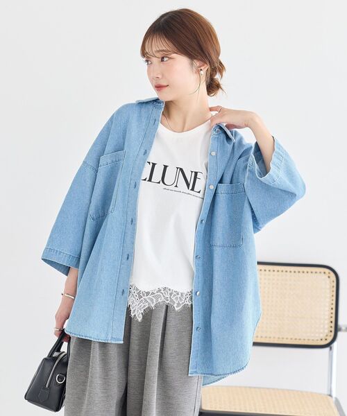 earth music&ecology(アースミュージックアンドエコロジー)の「裾レースロゴプリントTシャツ(Tシャツ/カットソー・レディース・ホワイト×ブラック/オフホワイト/ブラック・FREE)」の12枚目の写真