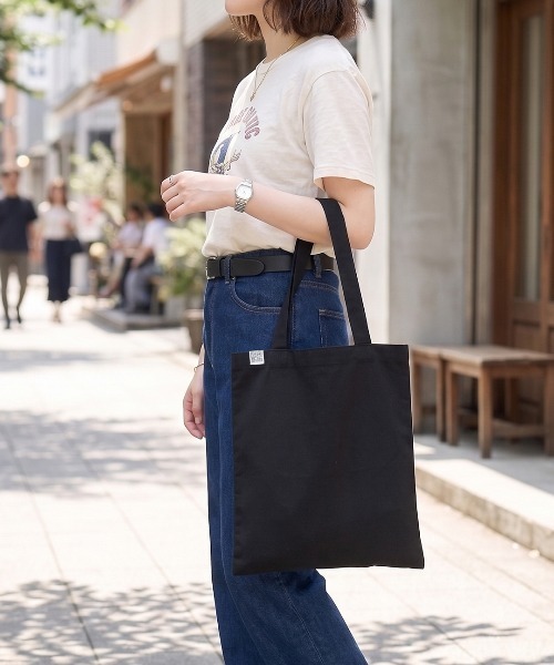 CAMPFREE（キャンプフリー）の「[キャンプフリー] CAMPFREE  キャンバストート 縦型 縦 マチなし [綿 キャンバス 帆布 コットン]（トートバッグ・レディース・ブラック/ナチュラル・L/M/S）」の19枚目の写真