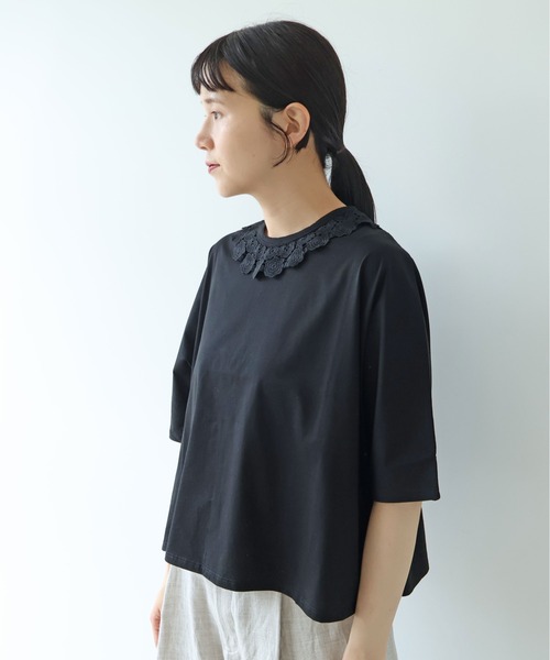 yuni(ユニ )の「△Cotton Neck Lace T-SH(Tシャツ/カットソー・レディース・ホワイト/ブラック・FREE)」の8枚目の写真