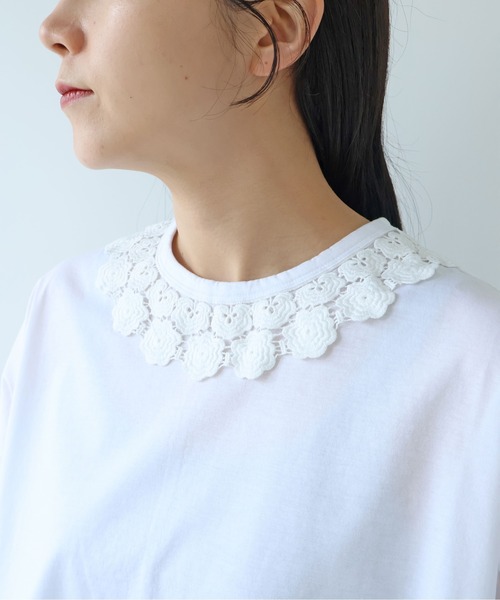 yuni(ユニ )の「△Cotton Neck Lace T-SH(Tシャツ/カットソー・レディース・ホワイト/ブラック・FREE)」の22枚目の写真