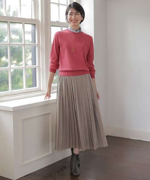 J.PRESS(ジェイプレス)の「【人気定番アイテム・シーンレスに活躍・WEB限定カラーあり】PRINCE クルーネック ニット(ニット/セーター・レディース・ベージュ系/ブラック系/ダークブラウン系/ピーコックグリーン系/ローズ系/ホワイト系/ライトグレー系/ホワイト系1/ブラウン系1・MEDIUM/LARGE)」の11枚目の写真