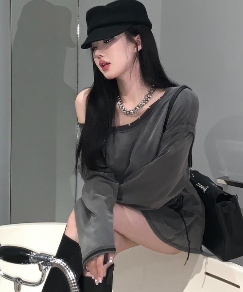 ViViDAY(ビビデー)の「サイド&バック紐絞り ワンショルダーダメージ長袖ショートワンピース(ワンピース・レディース・グレー・M)」の18枚目の写真