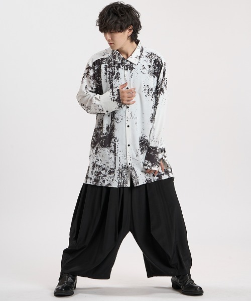 NO ID.(ノーアイディ)の「ms6611-AbstractsプリントロングSH シャツ(459006-540S)(シャツ/ブラウス・メンズ・ホワイト/ブラック・ONE SIZE)」の17枚目の写真