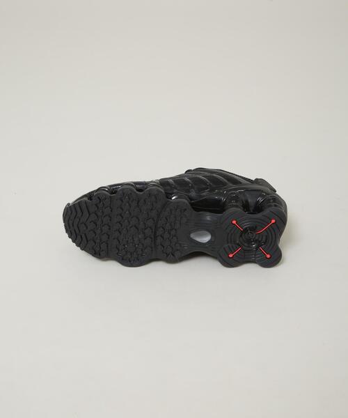 NIKE(ナイキ)の「NIKE/ナイキ ウィメンズ ショックス TL(スニーカー・レディース・ベージュ/ブラック・24/25/23)」の6枚目の写真