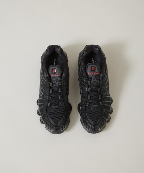 NIKE(ナイキ)の「NIKE/ナイキ ウィメンズ ショックス TL(スニーカー・レディース・ベージュ/ブラック・24/25/23)」の8枚目の写真