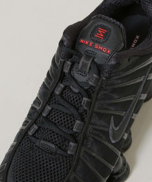 NIKE(ナイキ)の「NIKE/ナイキ ウィメンズ ショックス TL(スニーカー・レディース・ベージュ/ブラック・24/25/23)」の10枚目の写真