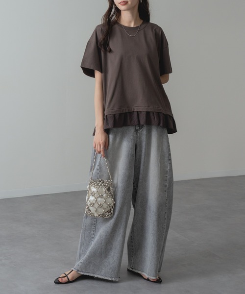 ANNA LUNA(アンナルナ)の「【ANNA LUNA】1枚で 体型カバー & 着映え ! 裾フリル 切替 ワイド Tシャツ(Tシャツ/カットソー・レディース・ブラウン/ネイビー・MEDIUM)」の22枚目の写真