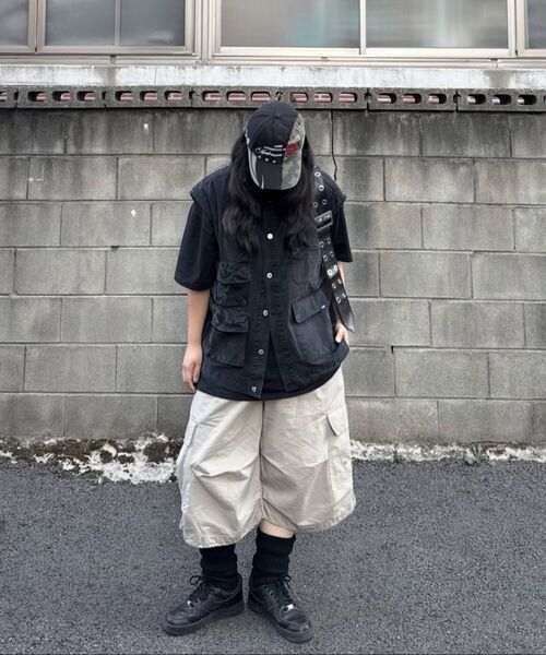 NIGHTWORKDEPT(ナイトワークデプト)の「Burn Washed Utility Vest_Black(ベスト・レディース・その他・ONE)」の2枚目の写真