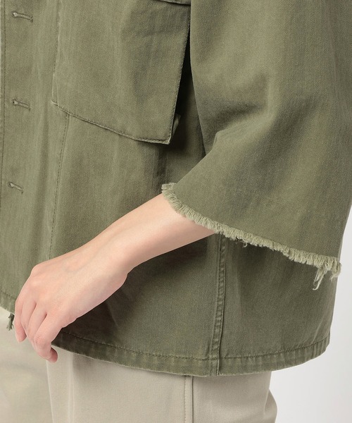 J.B. ATTIRE(ジェイビーアタイア)の「J.B. ATTIRE PARIS UTILITY JACKET(カバーオール・レディース・Olive・1)」の3枚目の写真