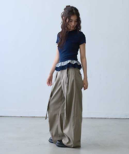 Clum（クルム）の「ribbon detail volume wide pants / リボンディテールボリュームワイドパンツ（スラックス・レディース・ベージュ・LARGE/X-LARGE/MEDIUM）」の5枚目の写真