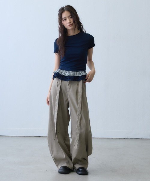 Clum（クルム）の「ribbon detail volume wide pants / リボンディテールボリュームワイドパンツ（スラックス・レディース・ベージュ・LARGE/X-LARGE/MEDIUM）」の2枚目の写真