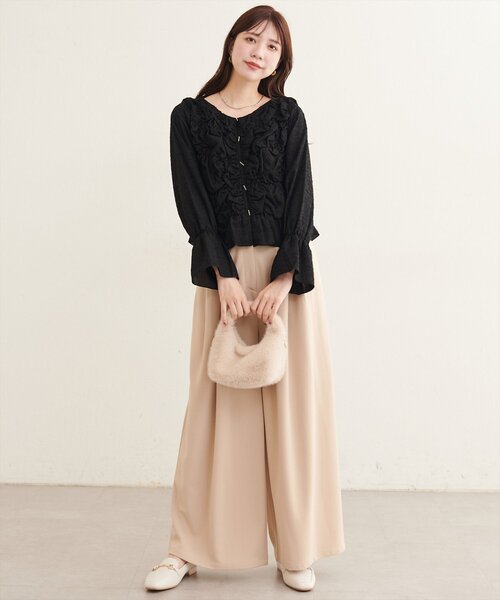 natural couture（ナチュラルクチュール）の「バー釦くしゅくしゅシャーリングブラウス（シャツ/ブラウス・レディース・グレイッシュベージュ/ブラック/アイボリー/ブラウン・FREE）」の12枚目の写真