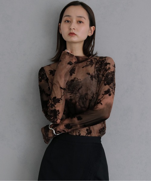 &g'aime(アンジェム)の「【&g'aime 】フロッキーシアータートル Flocked Sheer Turtleneck(Tシャツ/カットソー・レディース・ブラック/ブラウン/グリーン・FREE)」の14枚目の写真