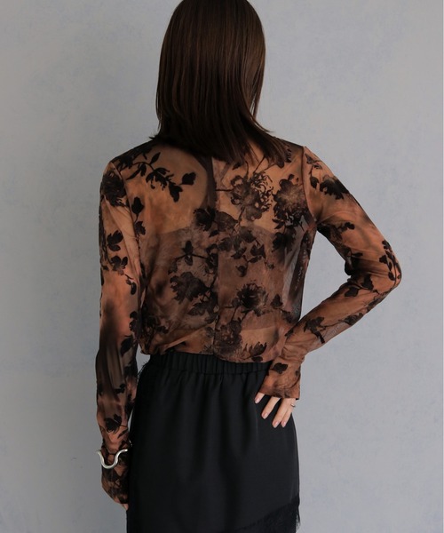 &g'aime(アンジェム)の「【&g'aime 】フロッキーシアータートル Flocked Sheer Turtleneck(Tシャツ/カットソー・レディース・ブラック/ブラウン/グリーン・FREE)」の8枚目の写真