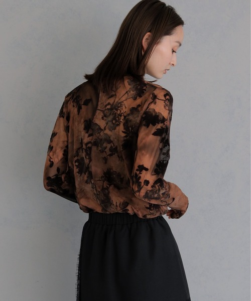 &g'aime(アンジェム)の「【&g'aime 】フロッキーシアータートル Flocked Sheer Turtleneck(Tシャツ/カットソー・レディース・ブラック/ブラウン/グリーン・FREE)」の7枚目の写真